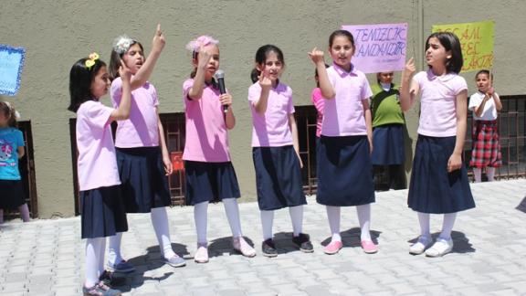 Mehmet Akif Ersoy İlkokulunda Kutlu Doğum Etkinliği Yapıldı