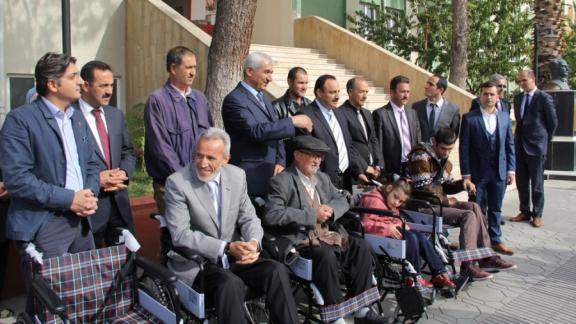 Anadolu Kız İmam-Hatip Lisesinde, Tekerlekli Sandalye Dağıtım Töreni Yapıldı.