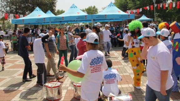 Engelliler Haftası Etkinlikleri Kapsamında  Atatürk Parkında Şenlik Yapıldı